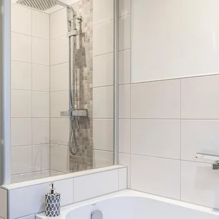 Amazing In With Wifi Holiday home